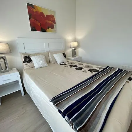 Apartment Brand New In La Camapana - With Roof Top Pool And Gym
